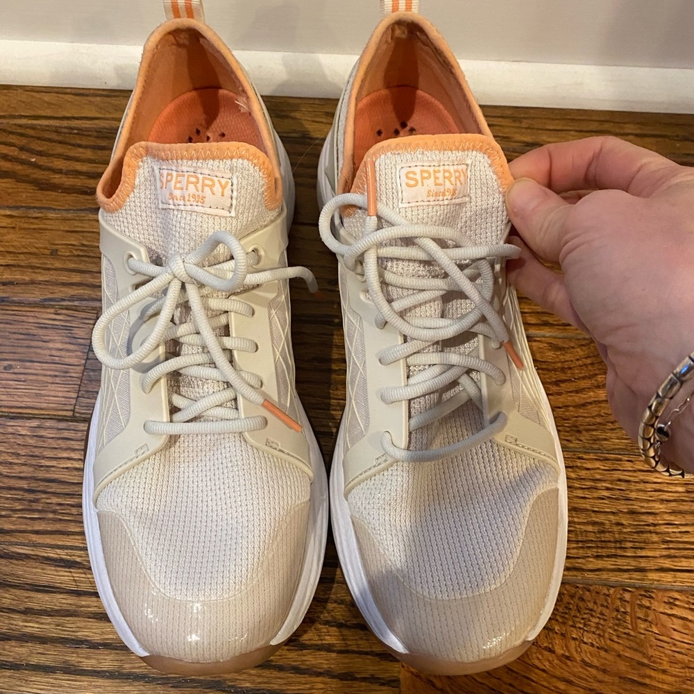 Sperry sneakers. H2O mooring lace up sneakers. Size 9.